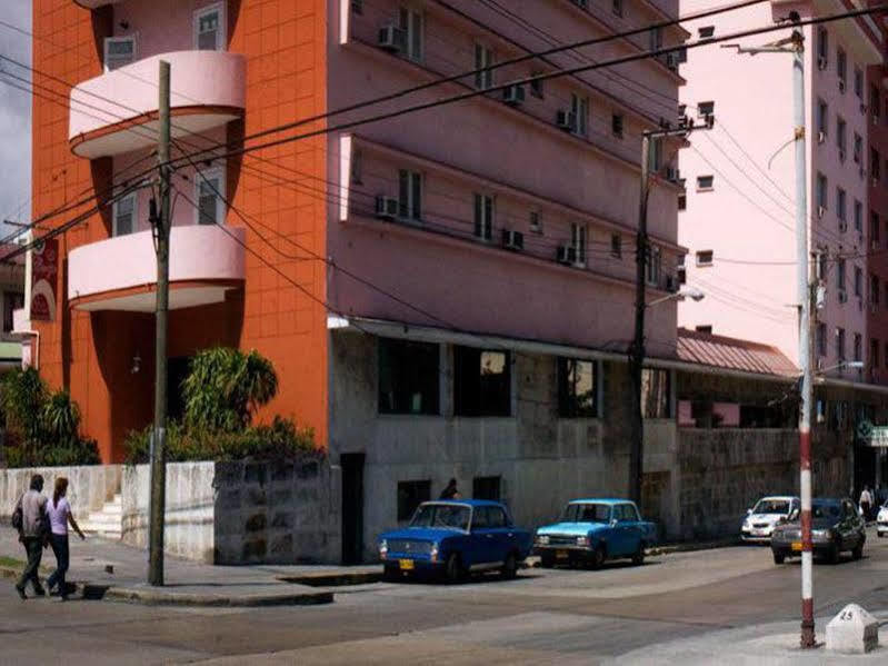 Hotel Vedado Havana Exterior photo